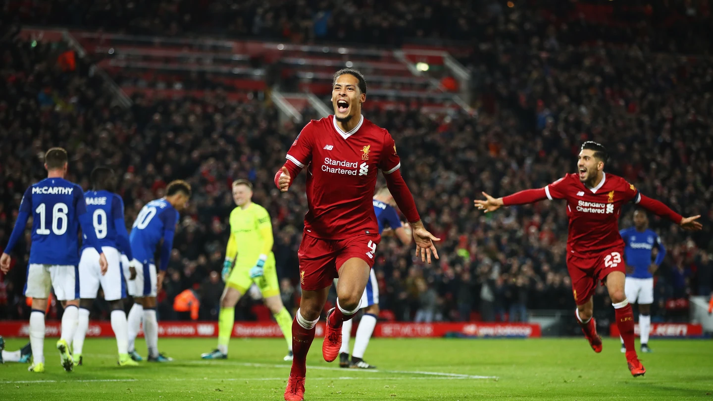 Van Dijk celebra su primer gol como jugador del Liverpool Van Dijk celebra su primer gol como jugador del Liverpool