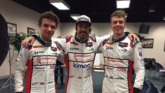 El equipo de Fernando Alonso en las 24 h de Daytona El equipo de Fernando Alonso en las 24 h de Daytona