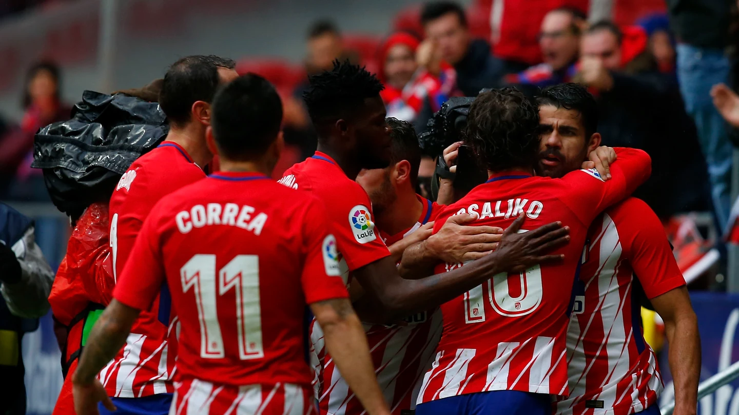 Los jugadores del Atlético celebran el gol de Diego Costa Los jugadores del Atlético celebran el gol de Diego Costa