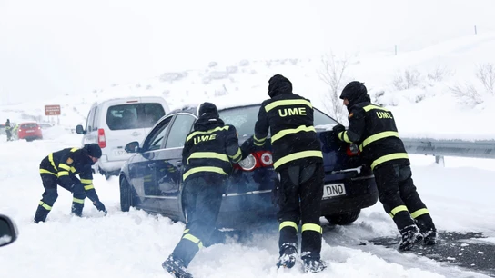 Fotografía facilitada por los Efectivos de la Unidad Militar de Emergencias (UME) Fotografía facilitada por los Efectivos de la Unidad Militar de Emergencias (UME)
