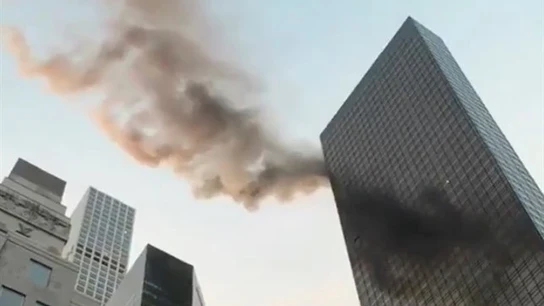 Arden las plantas superiores de la Torre Trump de Nueva York Arden las plantas superiores de la Torre Trump de Nueva York