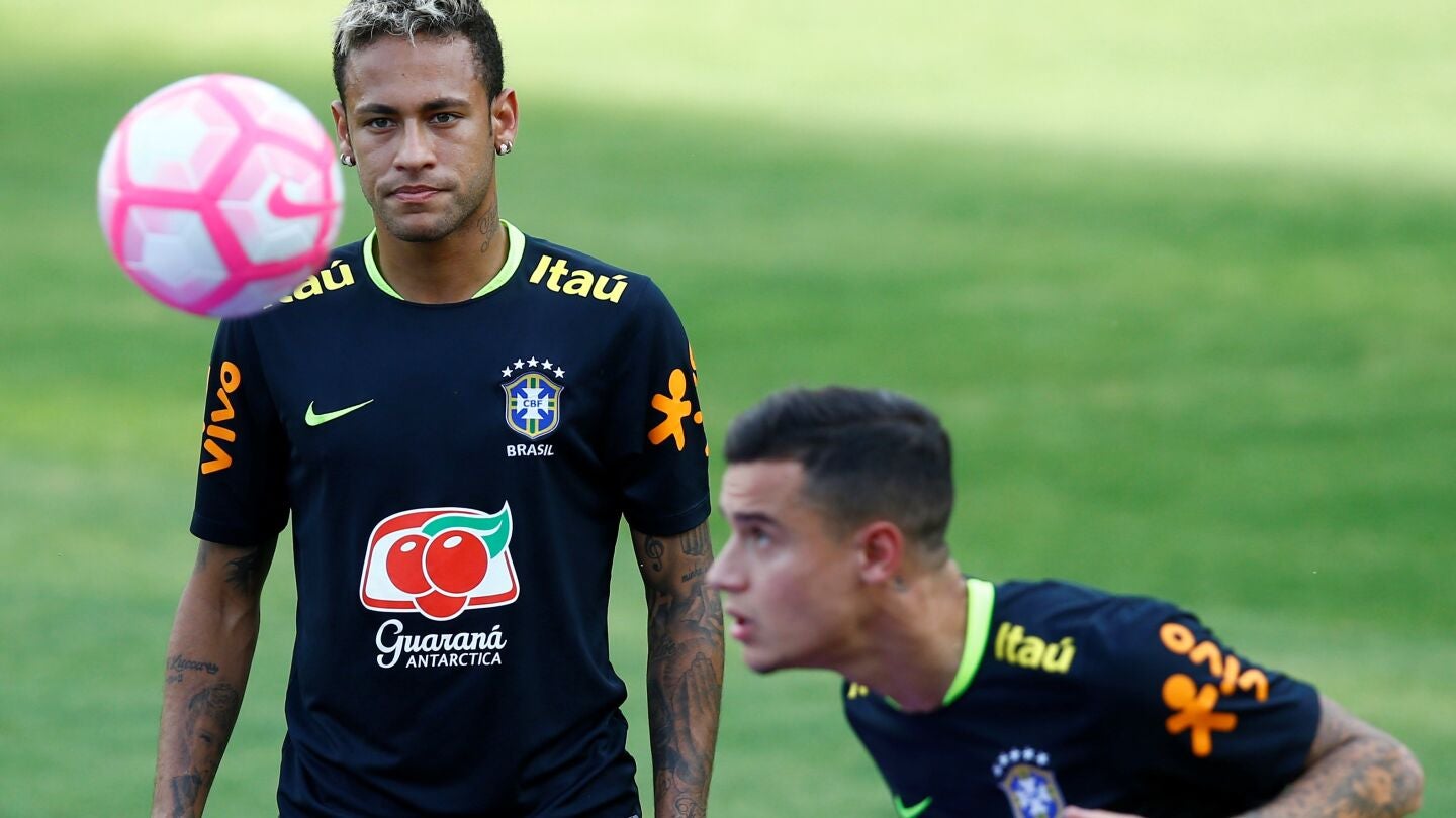 Coutinho y Neymar, en un entrenamiento con la selecci&oacute;n de Brasil