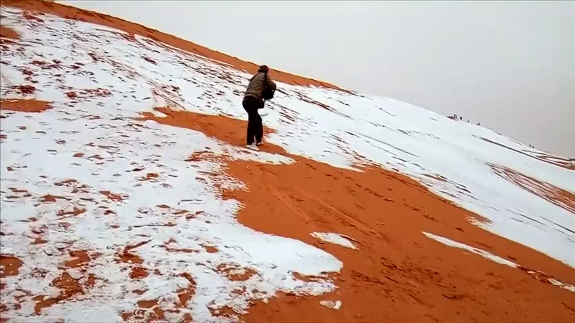 Las dunas de Sáhara nevadas