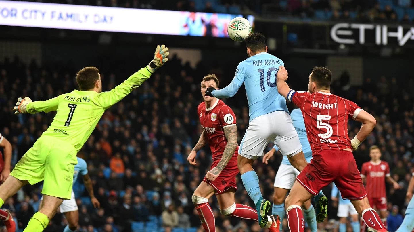 Agüero hace el 2-1 ante el Bristol en el descuento Agüero hace el 2-1 ante el Bristol en el descuento