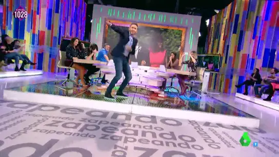 Frank Blanco se desata en el plató de Zapeando a ritmo de 'Sugar' de Maroon 5 Frank Blanco se desata en el plató de Zapeando a ritmo de 'Sugar' de Maroon 5