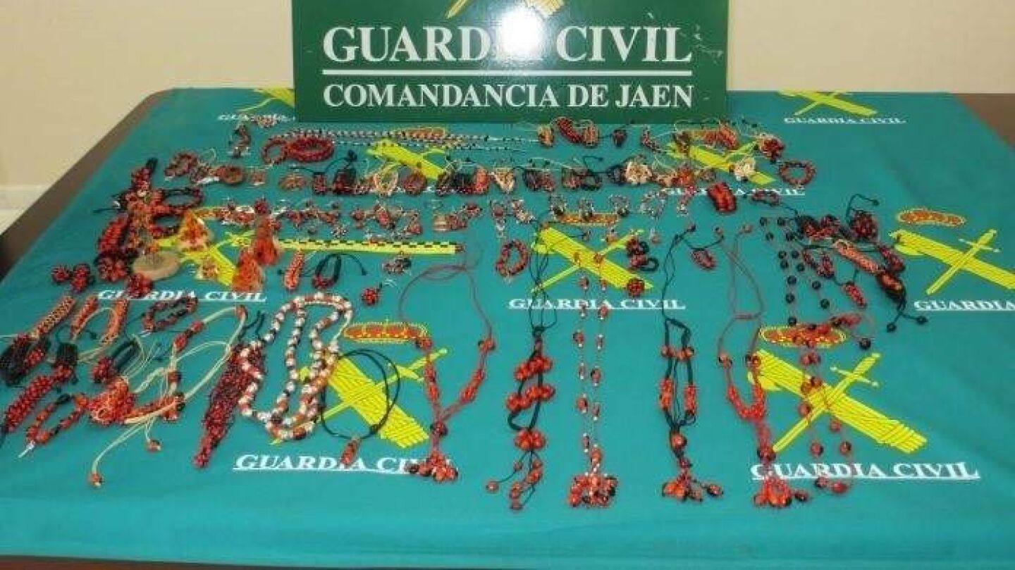 Pulseras t&oacute;xicas incautadas por la Guardia Civil