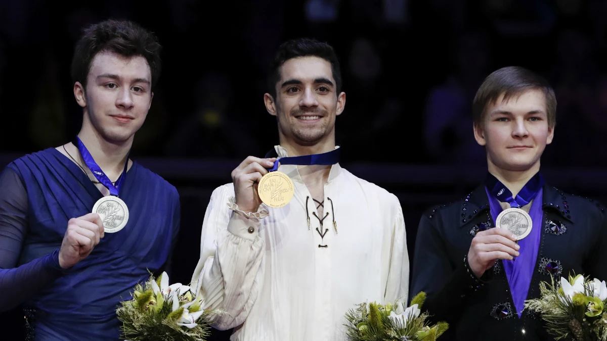 Javier Fernández luce su oro