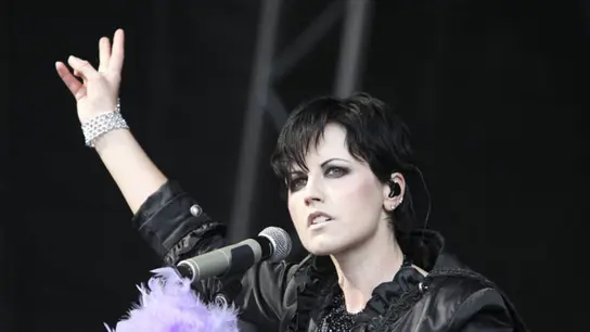 Dolores O'Riordan Dolores O'Riordan