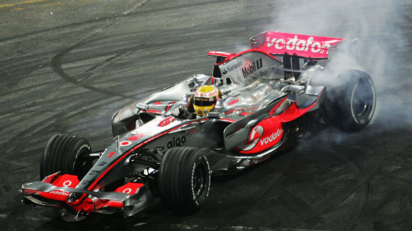 Hamilton, a bordo del McLaren campe&oacute;n de 2008