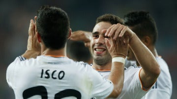 Isco y Carvajal celebran un gol con el Real Madrid