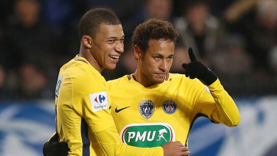 Mbappe y Neymar durante un encuentro