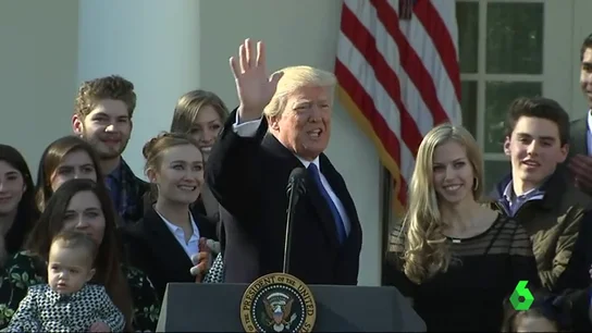 Donald Trump muestra su respaldo a los antiabortistas Donald Trump muestra su respaldo a los antiabortistas