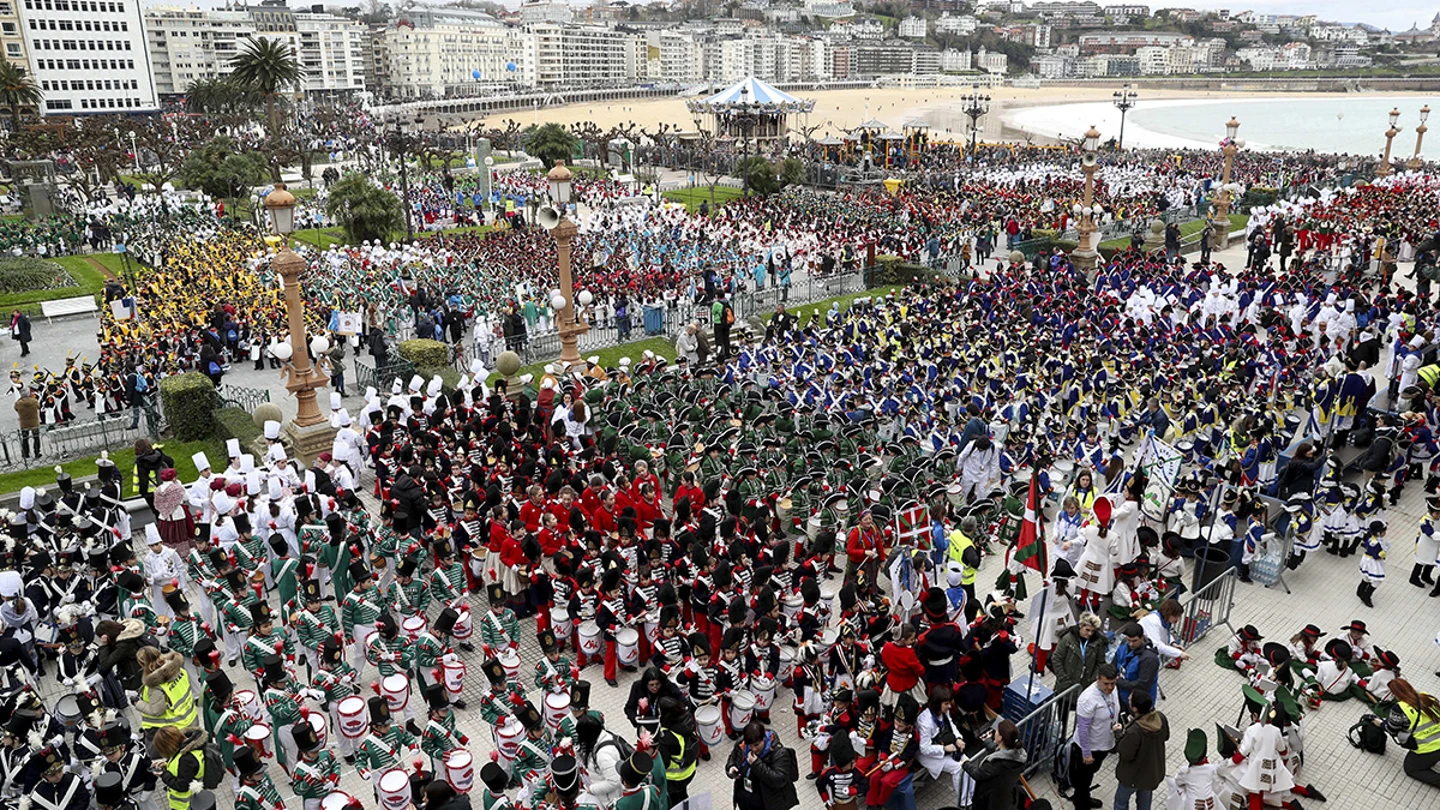 Imagen de la tamborrada en San Sebastián Imagen de la tamborrada en San Sebastián