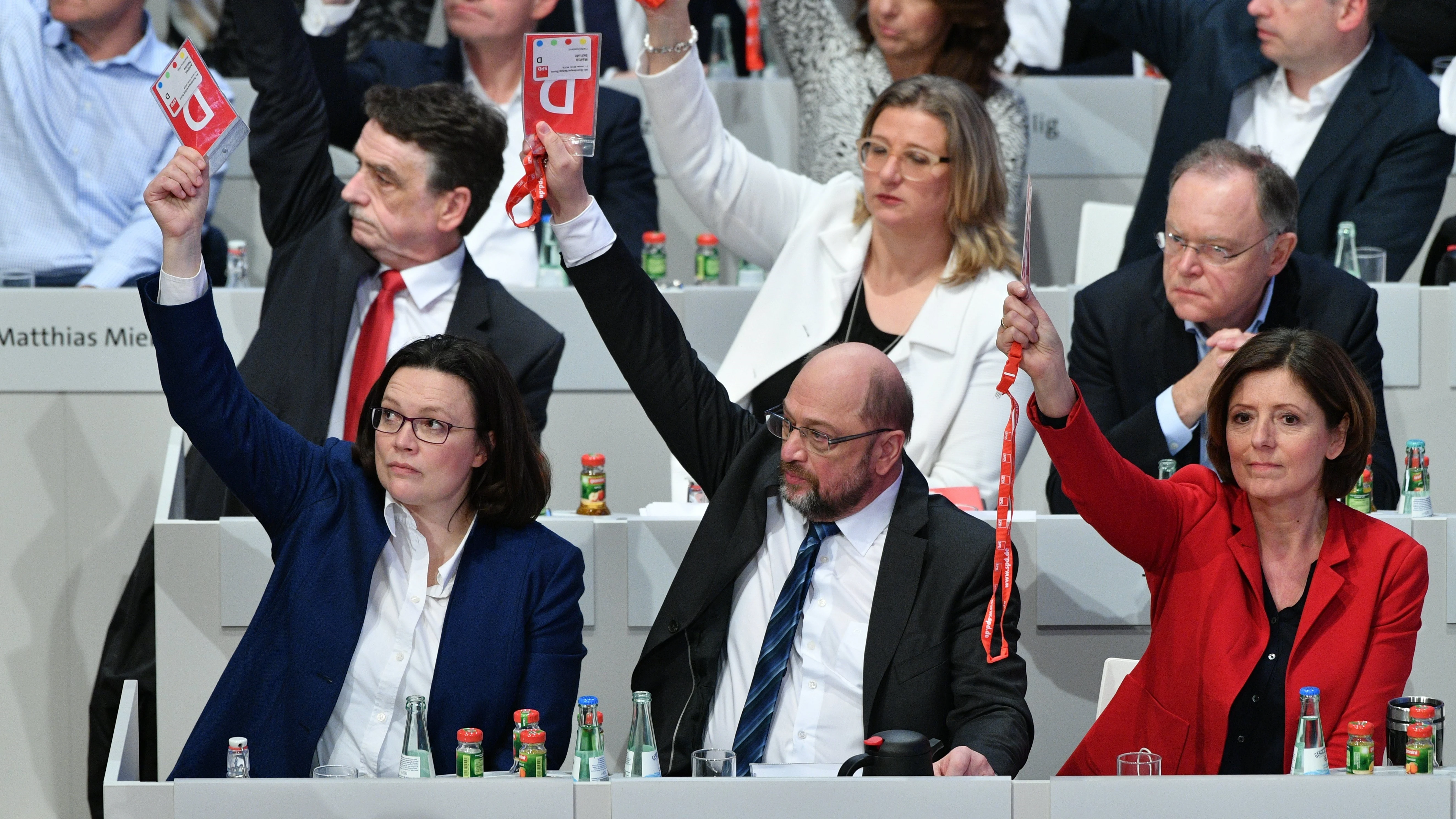 El SPD durante la votación de la gran coalición