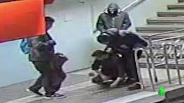 Detenida una segunda persona por la brutal agresión a un hombre en el metro de Barcelona