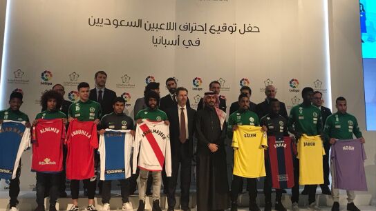 Nueve jugadores saud&iacute;es llegan a LaLiga