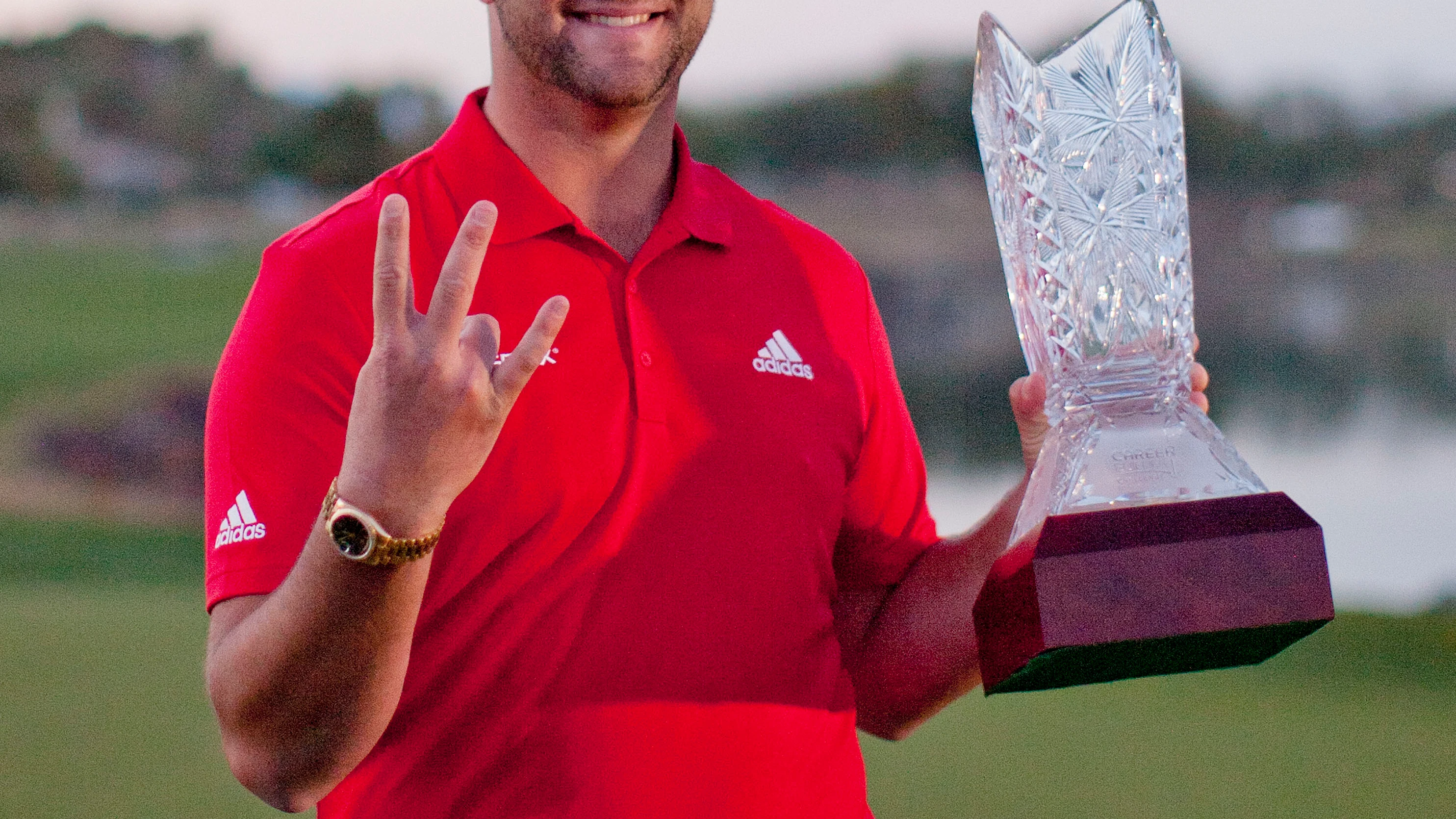 Jon Rahm tras ganar el CareerBuilder Challenge