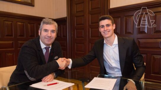 Kepa, junto a Josu Urrutia