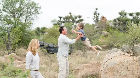 Safaris en familia Trucos para viajar en familia sin dejarnos el presupuesto
