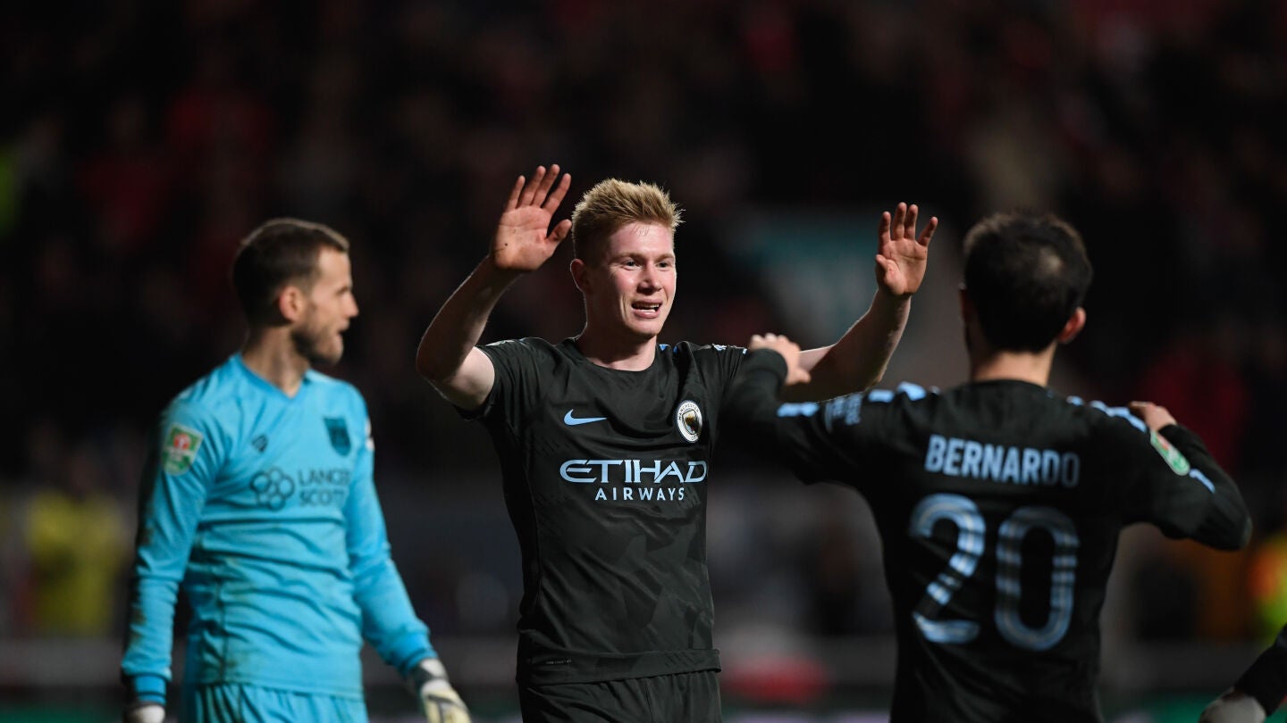 Kevin De Bruyne celebra su gol con el Manchester City