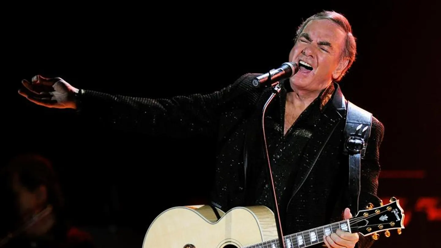 El cantante estadounidense Neil Diamond durante un concierto en Zúrich El cantante estadounidense Neil Diamond durante un concierto en Zúrich