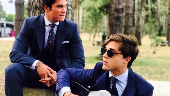 El hijo de Federico Trillo junto a su primo El hijo de Federico Trillo junto a su primo