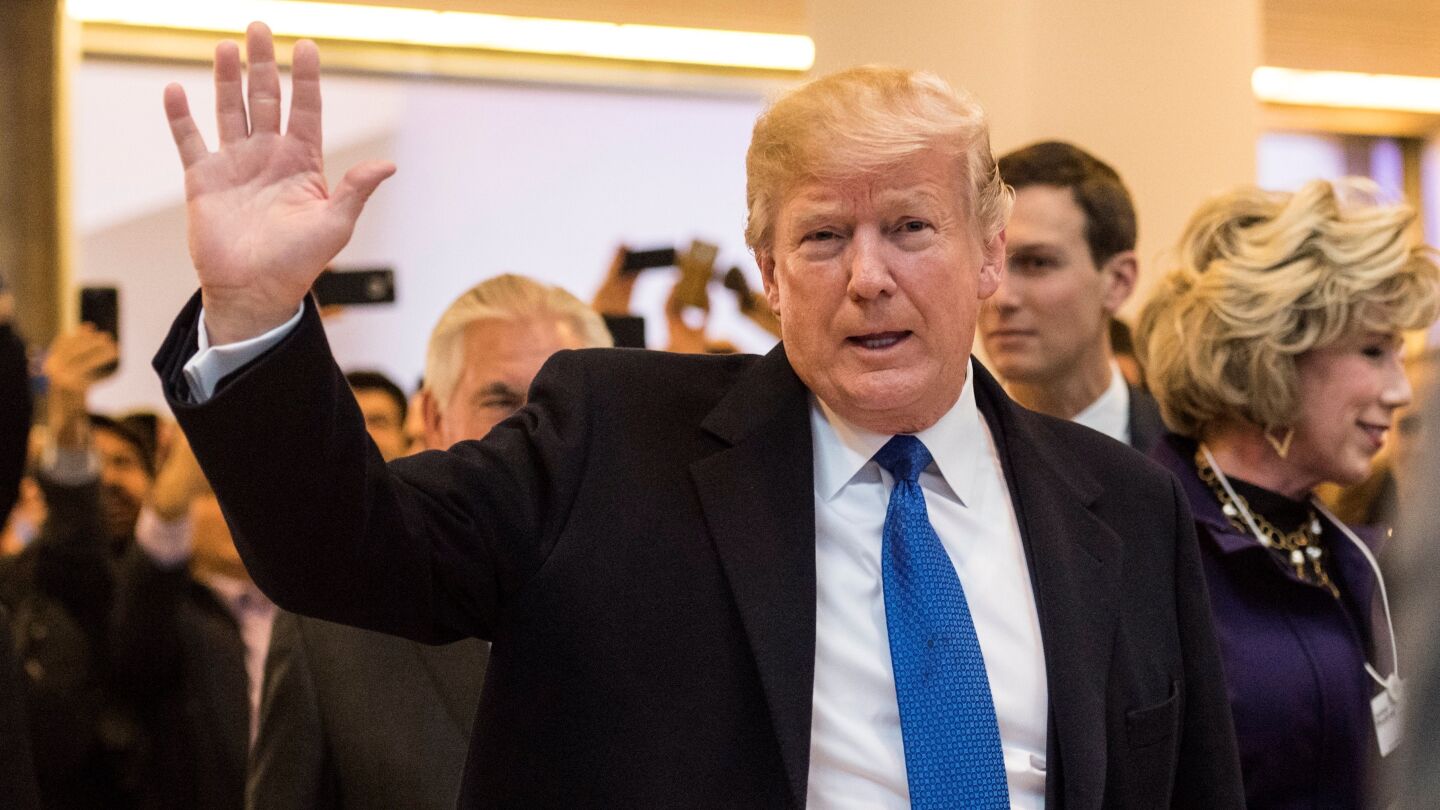 Donald Trump a su llegada al Foro Econ&oacute;mico Mundial que se celebra en Davos, Suiza