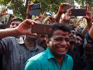 En India se dan mucho los buenos días En India se dan mucho los buenos días