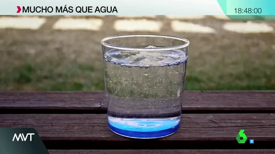 Imagen de un vaso de agua Imagen de un vaso de agua