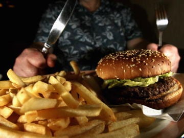 ¿es una dieta alta en grasas?