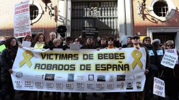 Manifestación en Madrid de las víctimas del robo de bebés