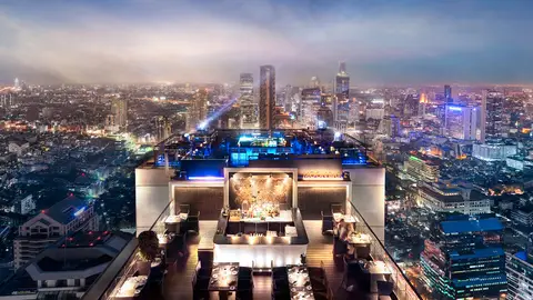 Azotea Banyan Tree Bangkok Una carrera que discurre por los 61 pisos de un hotel