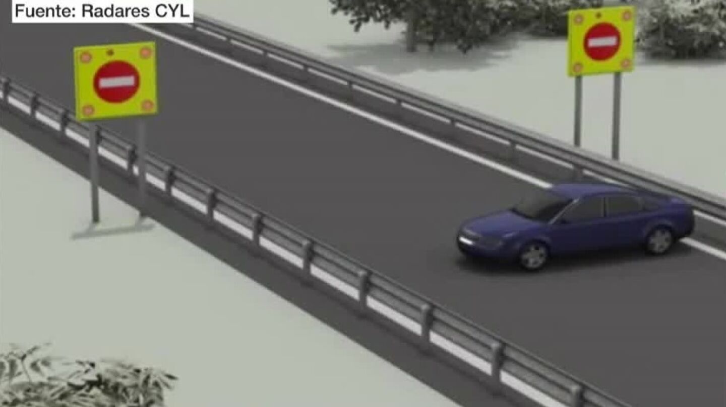 Una simulaci&oacute;n de un kamikaze ante los avisadores lum&iacute;nicos