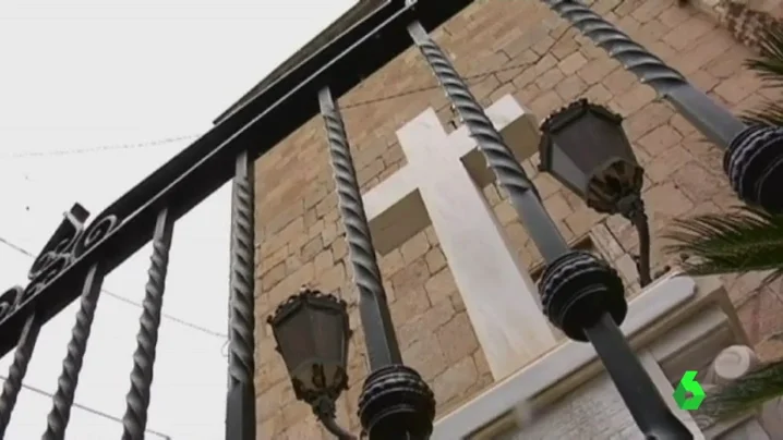 La cruz de los caídos de Callosa, en Alicante