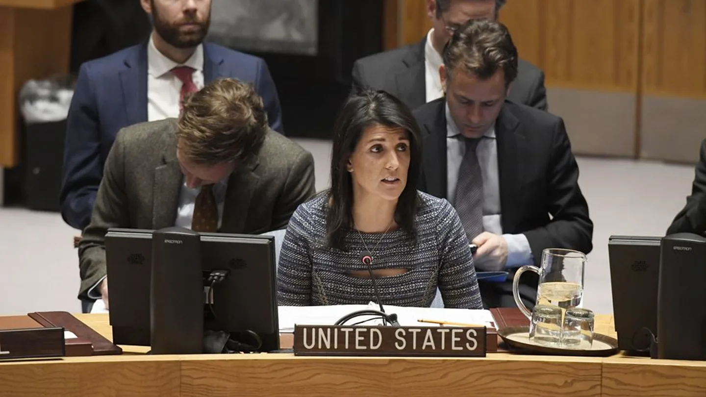 Nikki Haley tilda de repugnantes los rumores sobre la relación sentimental con Trump Nikki Haley tilda de repugnantes los rumores sobre la relación sentimental con Trump