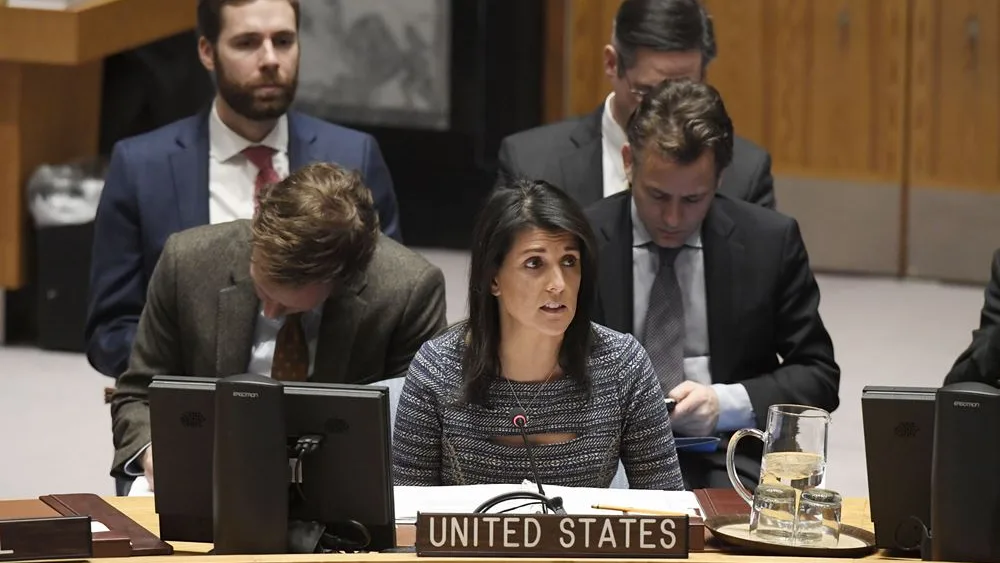 Nikki Haley tilda de repugnantes los rumores sobre la relación sentimental con Trump