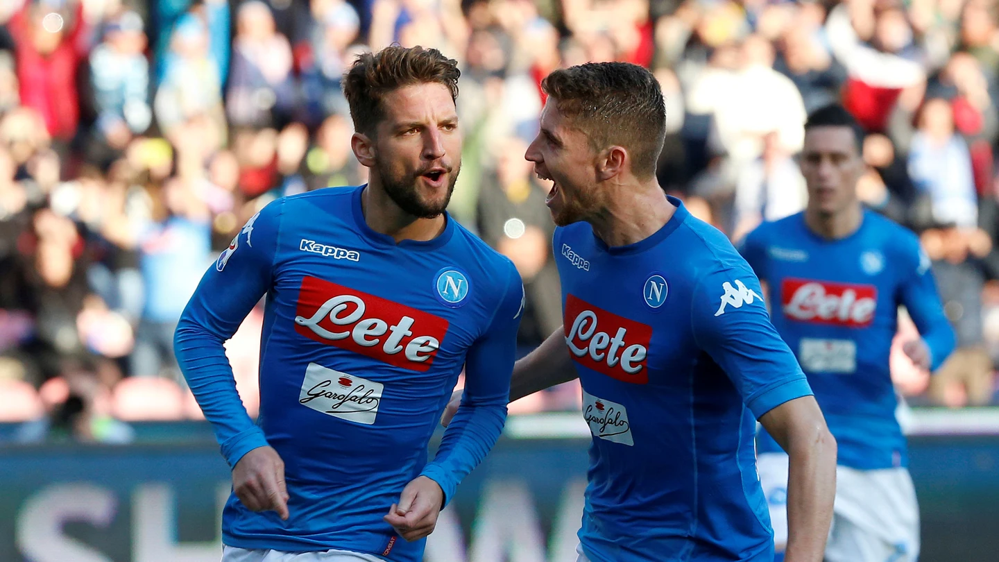 Mertens celebrando el gol ante el Bolonia Mertens celebrando el gol ante el Bolonia