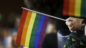 Una bandera del Orgullo LGTBI, en una foto de archivo.