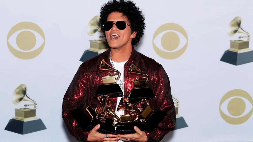 Bruno Mars en los Premios Grammy