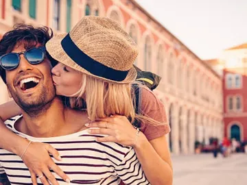 EasyJet sortea viajes a Berlín para que algunos solteros viajen juntos en San Valentín EasyJet sortea viajes a Berlín para que algunos solteros viajen juntos en San Valentín