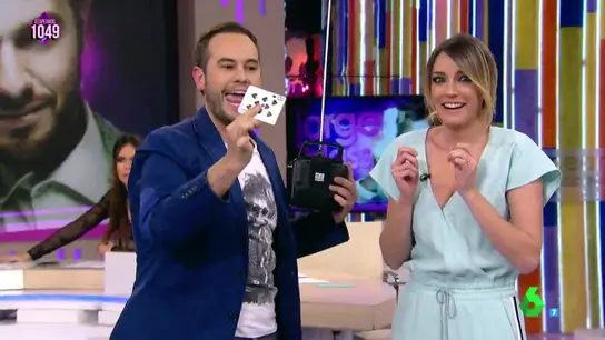 El espectacular truco de magia de Jorge Blass con un dron sobrevolando Zapeando El espectacular truco de magia de Jorge Blass con un dron sobrevolando Zapeando
