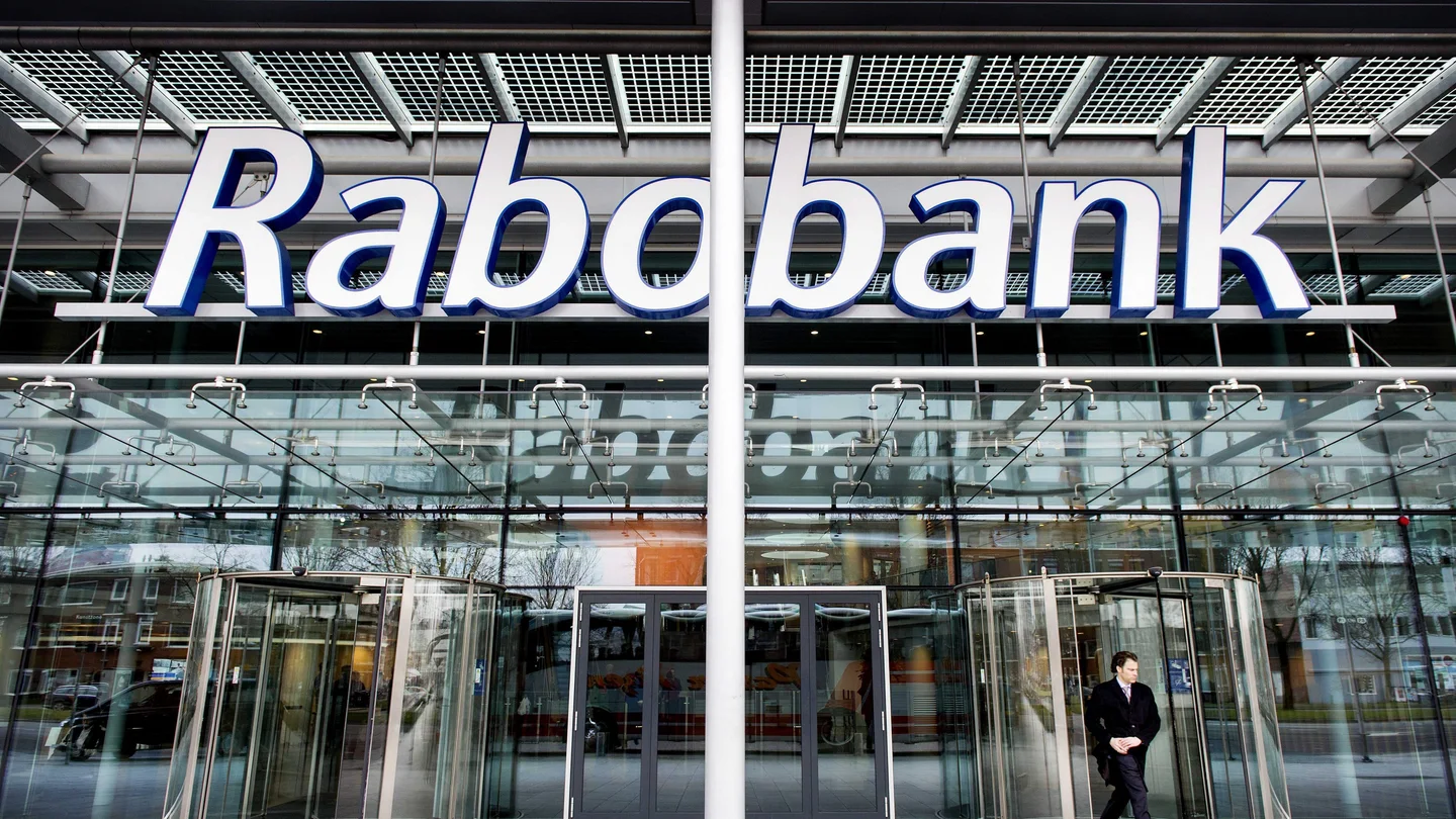 Entrada de las oficinas del banco holandés Rabobank en Utretch Entrada de las oficinas del banco holandés Rabobank en Utretch