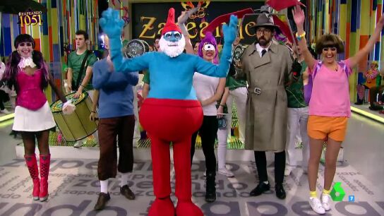 El 'Pap&aacute; Pitufo' de Zapeando presenta un carnaval muy animado a ritmo de samba 