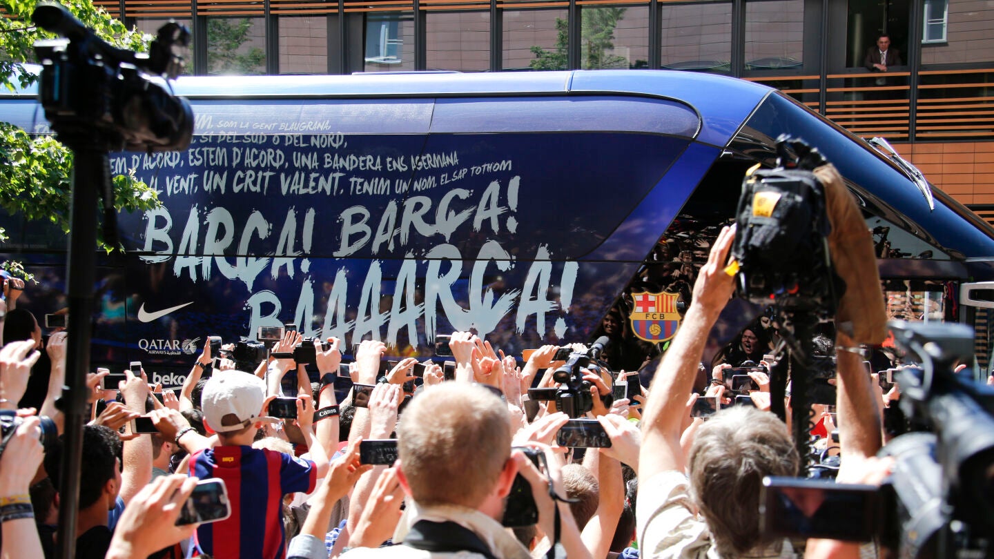 El autob&uacute;s del Barcelona, en 2015