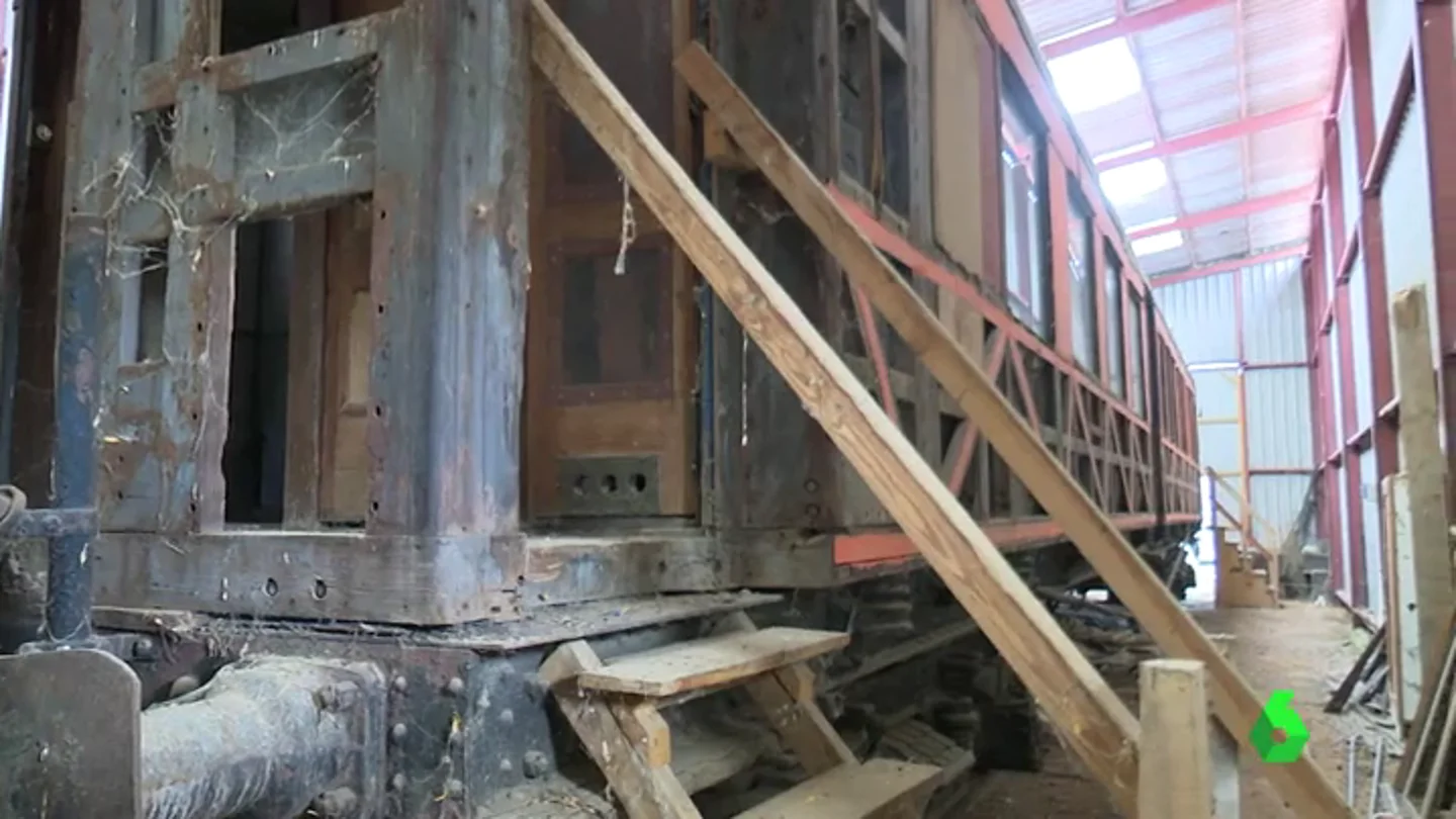 El tren de Hendaya continúa abandonado El tren de Hendaya continúa abandonado