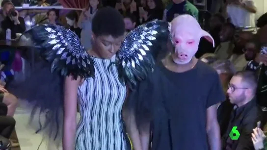 El 'me too' se sube a la pasarela de la semana de la moda en Nueva York El 'me too' se sube a la pasarela de la semana de la moda en Nueva York
