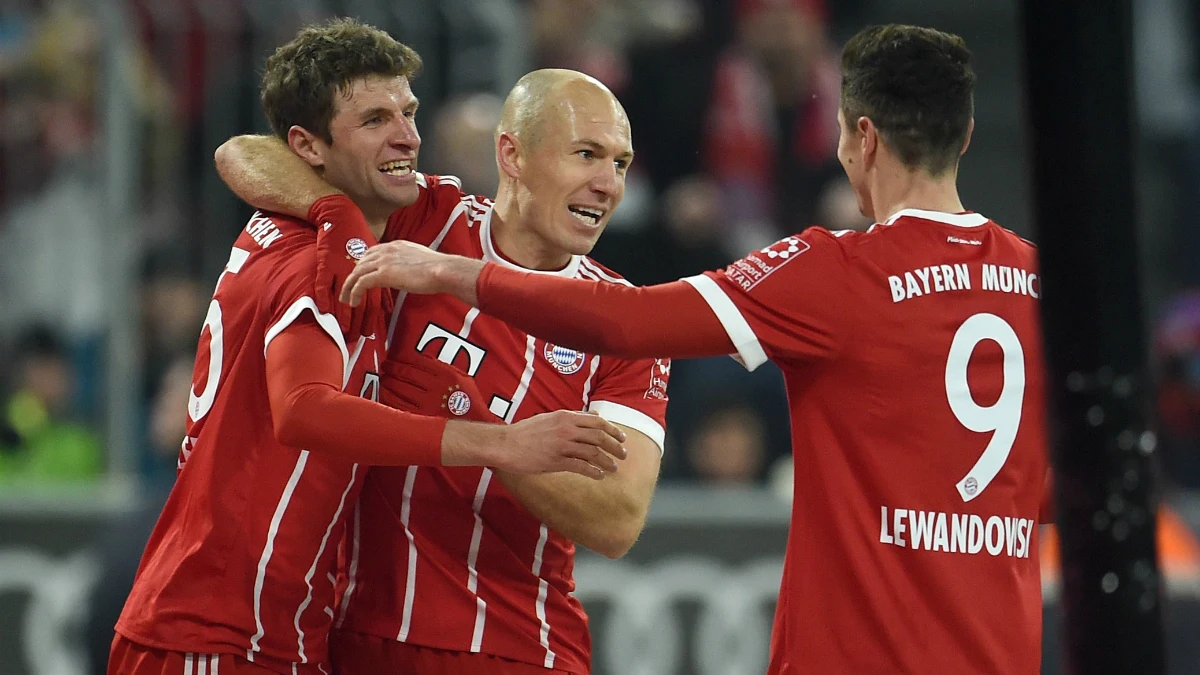 El bayern celebra un gol