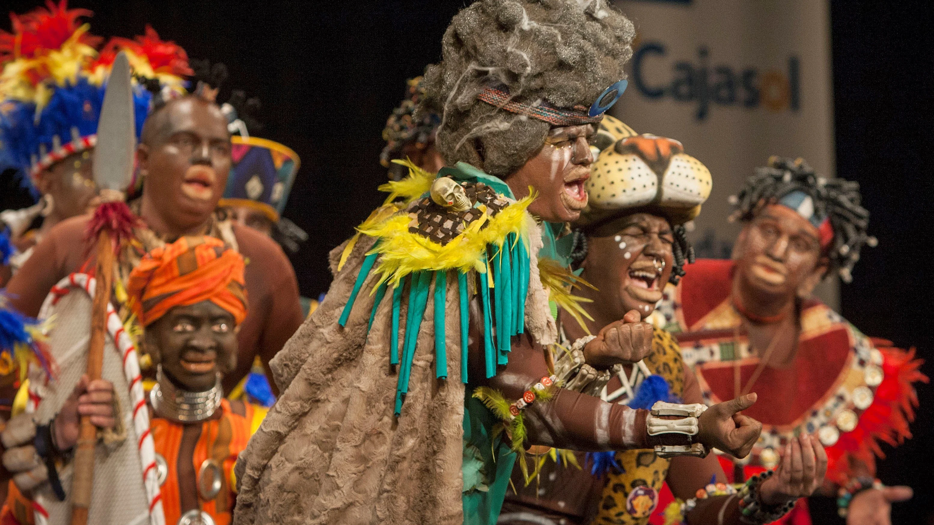 La comparsa "No tenemos el congo para farolillos", durante su actuación en la final del Concurso Oficial de Agrupaciones Carnavalescas de Cádiz