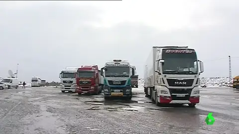 ¿Seguridad o incompetencia?: los camioneros achacan "pérdidas millonarias" en el sector por las medidas tomadas durante el temporal ¿Seguridad o incompetencia?: los camioneros achacan "pérdidas millonarias" en el sector por las medidas tomadas durante el temporal