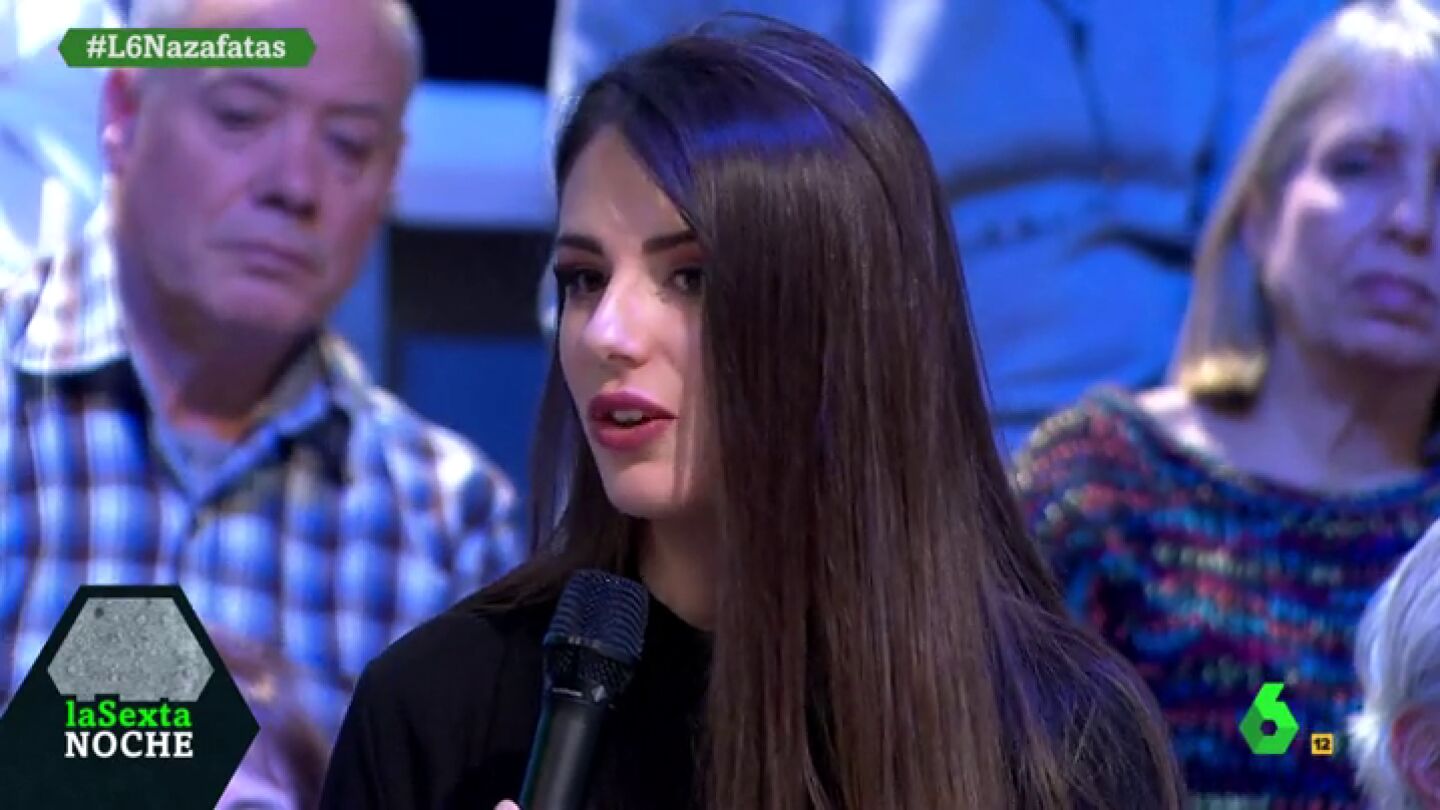 Paola Pinar, azafata